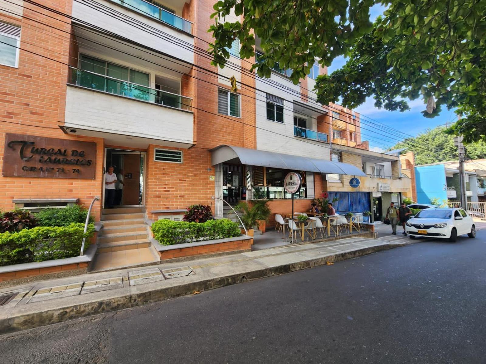 Hermoso En Laureles*aire Acondicionado Apartamento Medellín